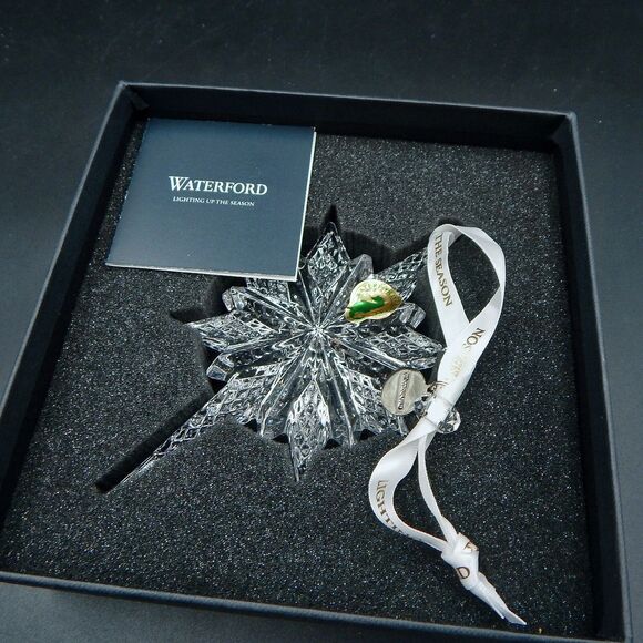 Waterford Crystal 2018 Snowstar Ornament Lighting Season 5 Inch #40033462 Box - Picture 8 of 10